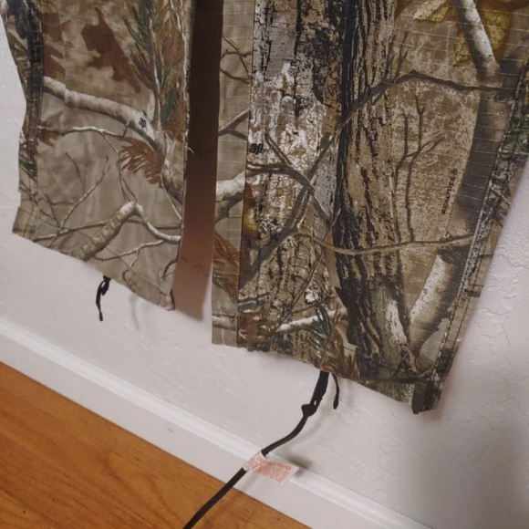 Redhead Small Camo Pants - Picture 4 of 5